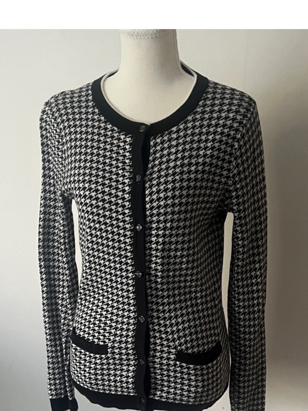 Lands' End Black/White Houndstooth Button-Front Cardigan, women’s size S